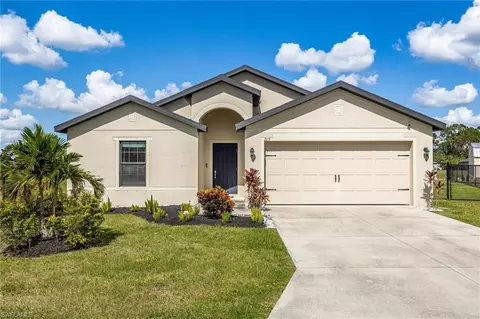 715 Morningview Ct, Lehigh Acres, FL 33974