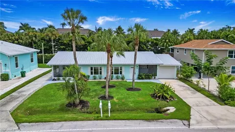 1855 Danford St, Naples, FL 34112