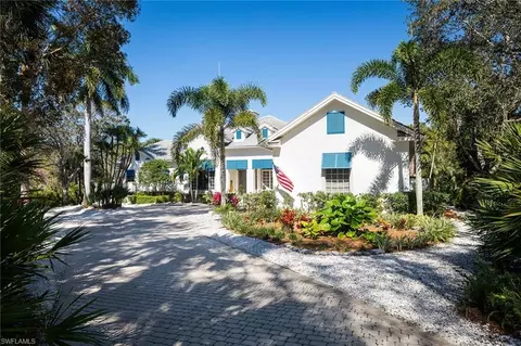 1198 Dimock Ln, Naples, FL 34110 photo 2