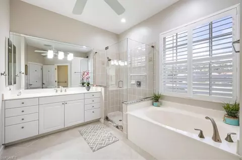 Bath - 16213 Parque Ln, Naples, FL 34110 photo 1 of 3