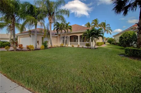 8005 Wilfredo Ct, Naples, FL 34114