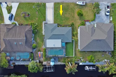 27099 Belle Rio Dr, Bonita Springs, FL 34135