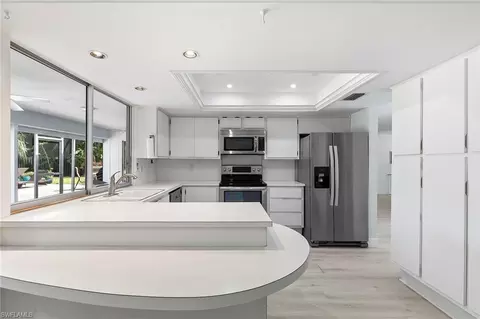 Kitchen - 1400 Mandarin Rd, Naples, FL 34102 photo 2 of 4