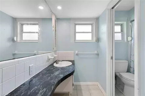 Bath - 1400 Mandarin Rd, Naples, FL 34102 photo 1 of 3