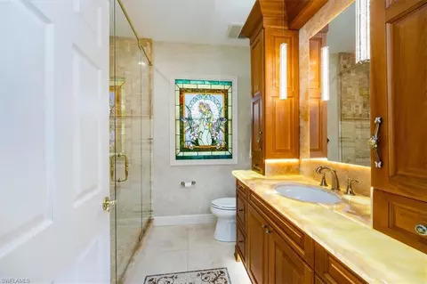 Bath - 559 Eagle Creek Dr, Naples, FL 34113 photo 1 of 4