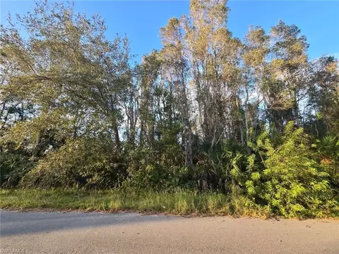 3402 39th St SW, Lehigh Acres, FL 33976