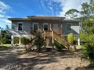 20753 Charing Cross Cir, Estero, FL 33928