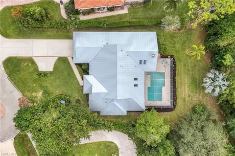 View/Area - 2209 Noble Ct, Naples, FL 34110 photo 1 of 8