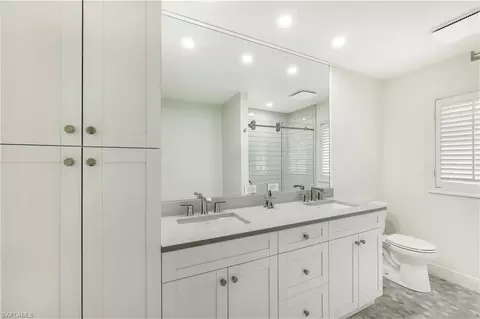 Bath - 2209 Noble Ct, Naples, FL 34110 photo 1 of 3