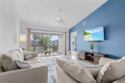 1490 Churchill Cir #I203, Naples, FL 34116