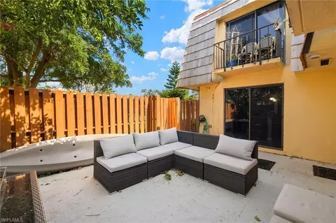 1708 Park Meadows Dr #4, Fort Myers, FL 33907