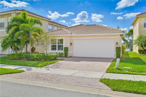 10462 Carolina Willow Dr, Fort Myers, FL 33913
