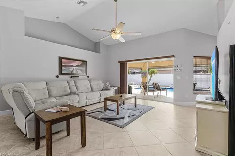 210 Nicholas Pkwy W, Cape Coral, FL 33991