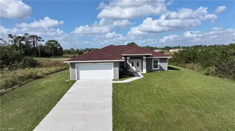 7005 Shasta Cir, Labelle, FL 33935