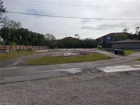 4770 Estego Ct, Estero, FL 33928