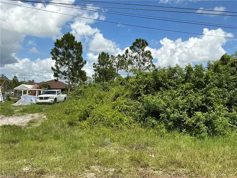 4203 Sally Ave S, Lehigh Acres, FL 33976