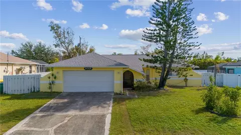 3019 SW 14th Ct, Cape Coral, FL 33914
