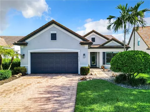 16353 Camden Lakes Cir, Naples, FL 34110