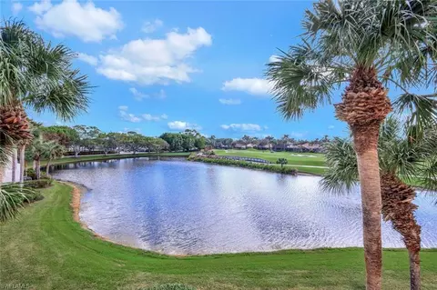 1600 Clermont Dr #J-201, Naples, FL 34109