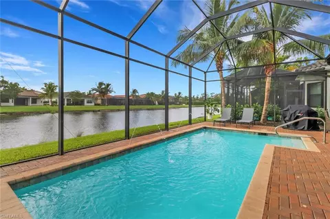 4326 Aurora St, Naples, FL 34119