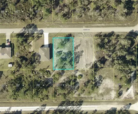 944 Panda Dr, Lehigh Acres, FL 33974