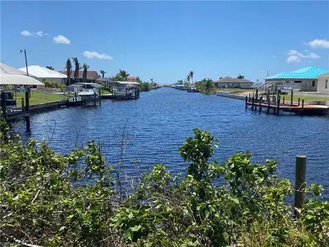 3604 Tropicana Pkwy W, Cape Coral, FL 33993
