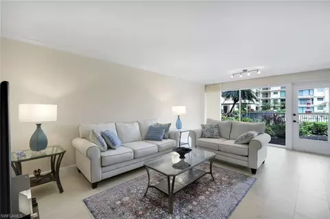 3200 Gulf Shore Blvd N #115, Naples, FL 34103
