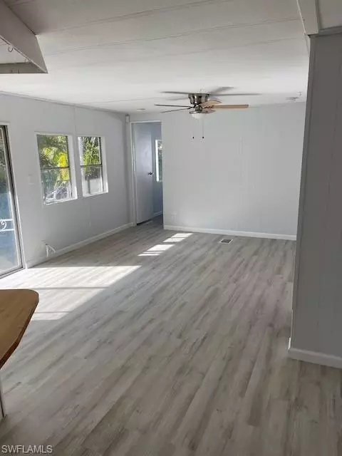 3215 Barrett Ave, Naples, FL 34112 photo 3
