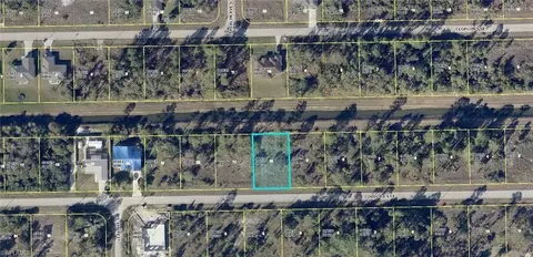 1233 Cordoba St E, Lehigh Acres, FL 33974