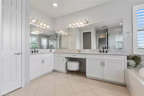 Bath - 4223 Siderno Ct, Naples, FL 34119 photo 2 of 5