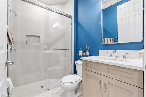 Bath - 4223 Siderno Ct, Naples, FL 34119 photo 4 of 5