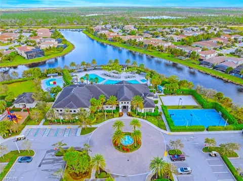 View/Area - 4223 Siderno Ct, Naples, FL 34119 photo 5 of 6