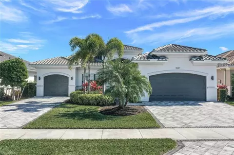 4621 Azalea Dr, Naples, FL 34119