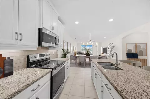 14799 Edgewater Cir, Naples, FL 34114 photo 14