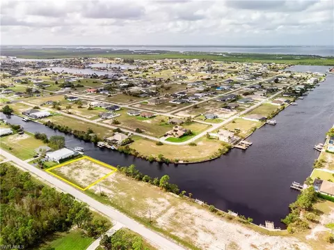 3256 Old Burnt Store Rd N, Cape Coral, FL 33993