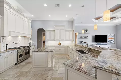 7326 Squires Pl, Naples, FL 34113 photo 10