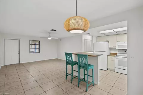 1104 SE 8th St #8, Cape Coral, FL 33990