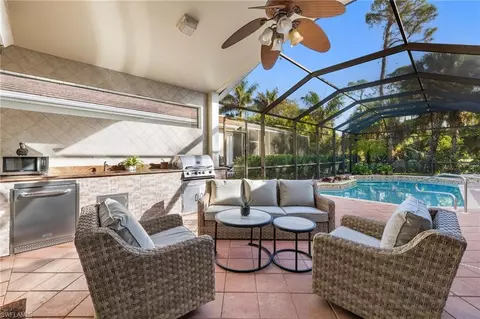 4744 Cerromar Dr, Naples, FL 34112