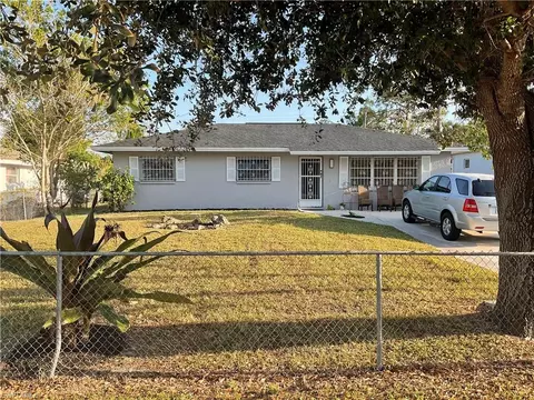 5446 Hardee St, Naples, FL 34113