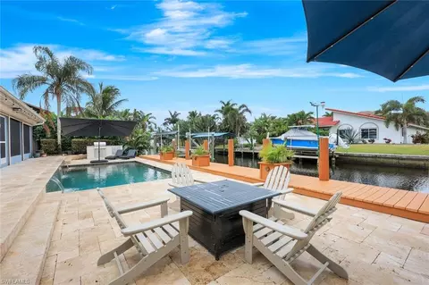 27098 Harbor Dr, Bonita Springs, FL 34135
