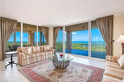 6597 Nicholas Blvd #1101, Naples, FL 34108
