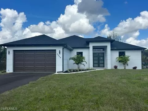3229 4th Ave NE, Naples, FL 34120