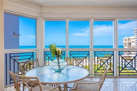 4021 Gulf Shore Blvd N #1004, Naples, FL 34103