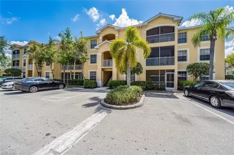 4610 Saint Croix Ln #1014, Naples, FL 34109