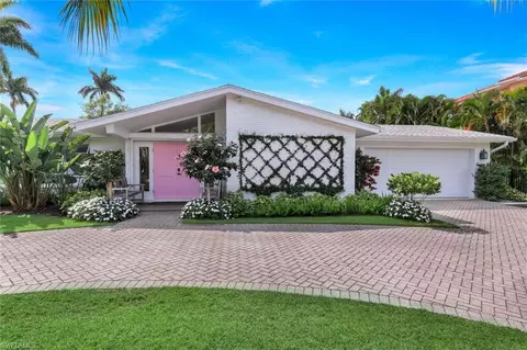 1990 4th St S, Naples, FL 34102 photo 4