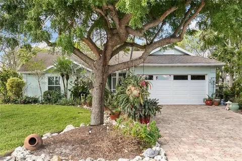120 Sand Hill St, Marco Island, FL 34145