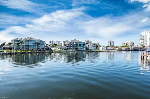 View/Area - 4155 Crayton Rd #107, Naples, FL 34103 photo 1 of 2