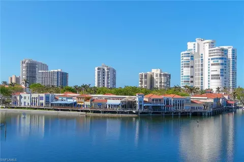 View/Area - 4155 Crayton Rd #107, Naples, FL 34103 photo 2 of 2