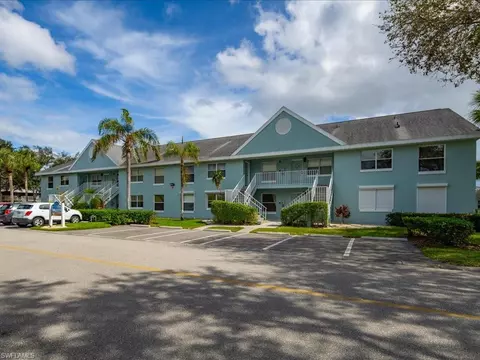 161 Wading Bird Cir #L-105, Naples, FL 34110