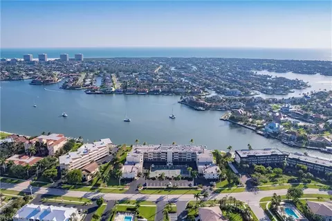 838 W Elkcam Cir #408, Marco Island, FL 34145
